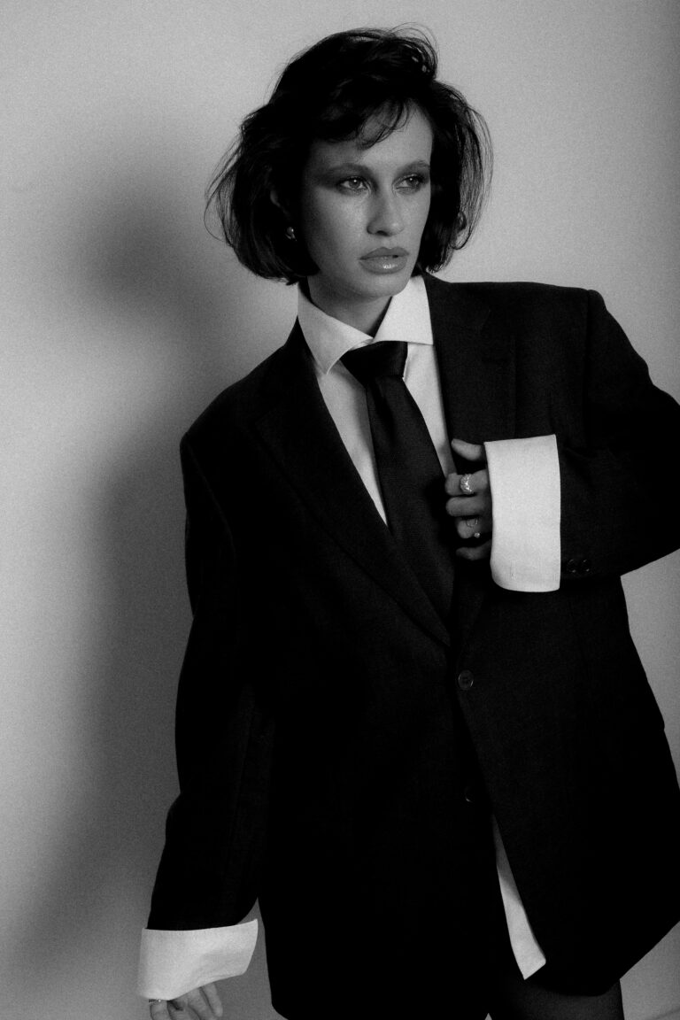 Editorial-Sai-do-Armario_por_Agua_Conteudo_04